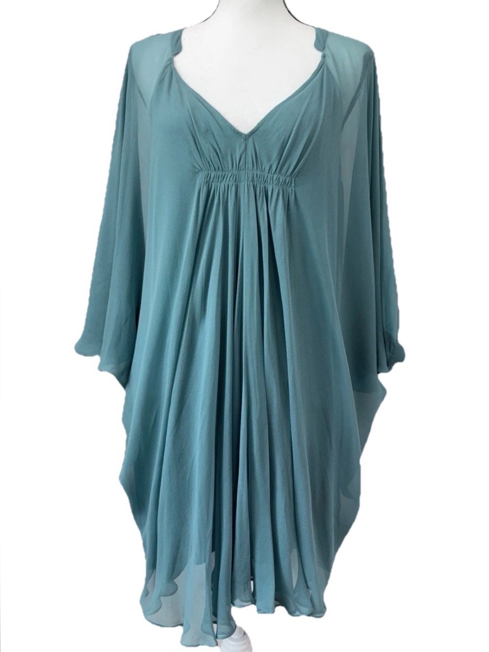 Diane Von Furstenberg DVF Fleurette Caftan Dress 100% Silk Seafoam Green size 6